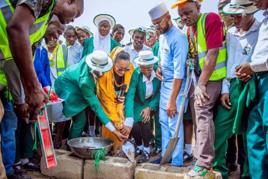 Akpoti Uduaghan Returns to FGC Idoani with Major Development Projects