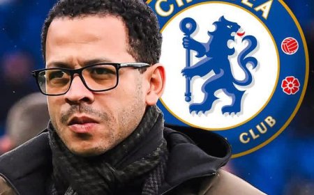 Liam Rosenior Arrives in London Ahead of Chelsea Head Coach Appointment