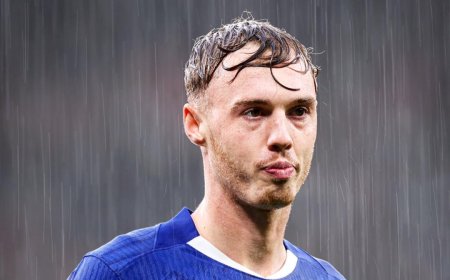 Chelsea Manager Liam Rosenior down plays  reports on Cole Palmer plans to go back to Manchester