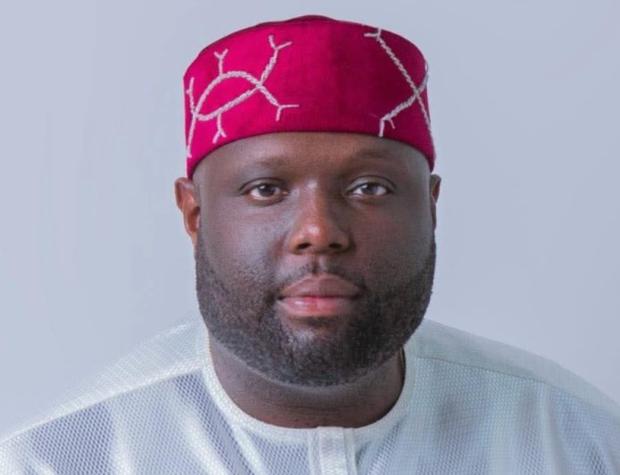 Ekpenyong Unveils ₦100,000 Education Grants for 1,000 Students