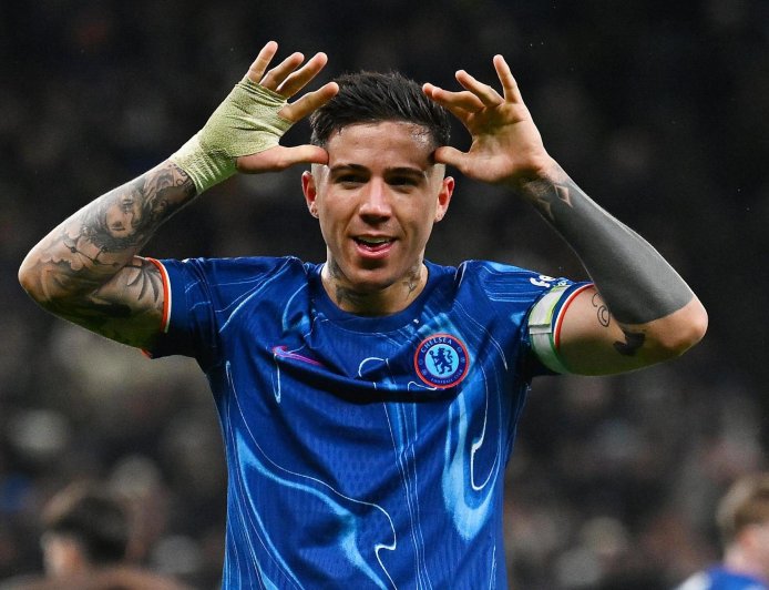 SPORTS: Real Madrid Spalhes $100m Plus A Player For Chelsea Midfielder