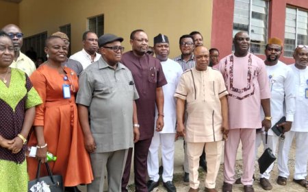 UNICAL VC Pledges to Make Communication Faculty a Model