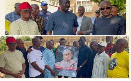 Jarigbe Visits Burnt Ogoja High Court, Pledges N10m For Construction of Bar Centre