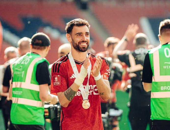 Manchester United Set to Offer Bruno Fernandes New £400,000-Per-Week Deal