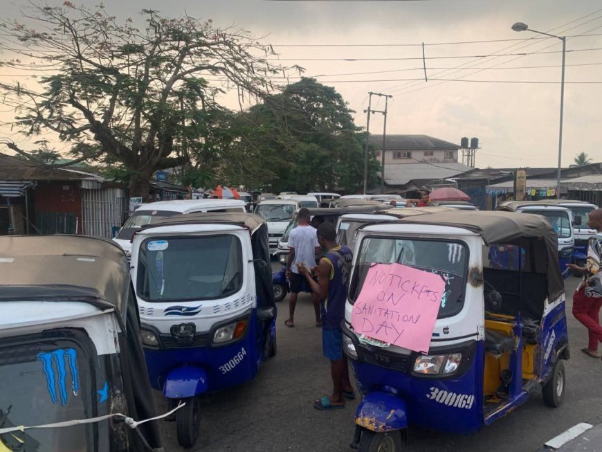 Keke Drivers Protest in Calabar, Block Orok Orok Roundabout