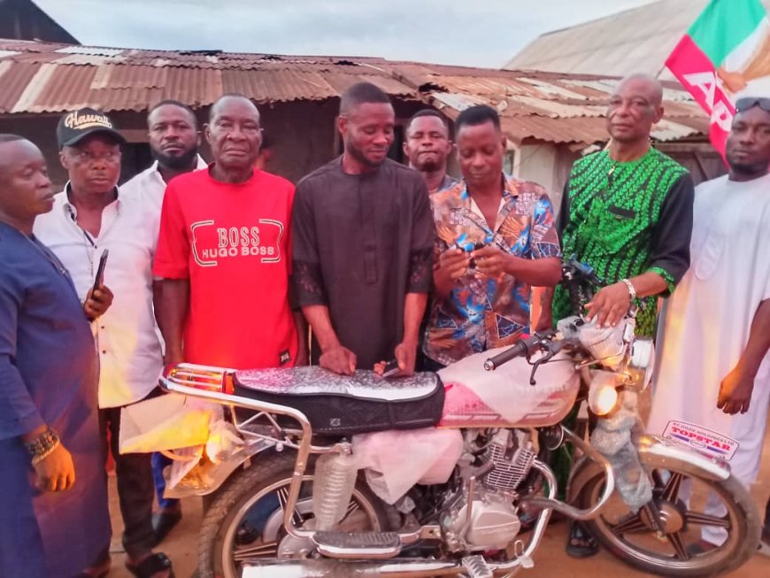 Easter Bash: Yakurr Council Scribe Empowers Youths, Students, Widow of 2023 Gov'ship Election Victims