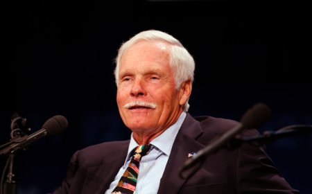 CNN Founder Ted Turner is dead