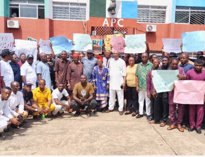 Ikom 2 APC Stalwarts Reject Third-Term Bid for State Assembly Seat, Insist on Zoning