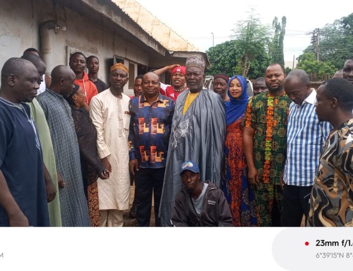 Sen Jarigbe Felicitates Muslims on Eid-ul-Kabir, Doles Out NN5.5m For Celebration