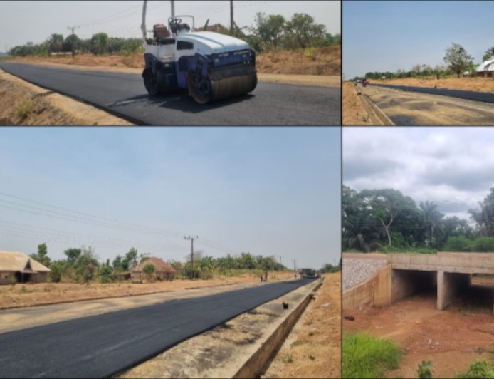 FACT AND FICTION. ABOUT UKELLE NORTH ROAD