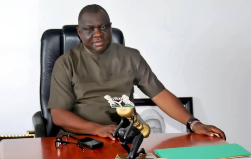 GROWING INFLUENCE, DELIVERING RESULTS ....... Cross River Central Should Stay the Course