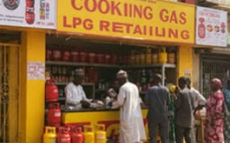 Nigerians Cry out as Cooking Gas Prices Soar, Experts blame Markets, Subsidy Removal