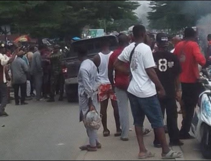 JUST IN: Okada Riders Protest in Calabar Over Seizure of Bikes, Block Major Roads