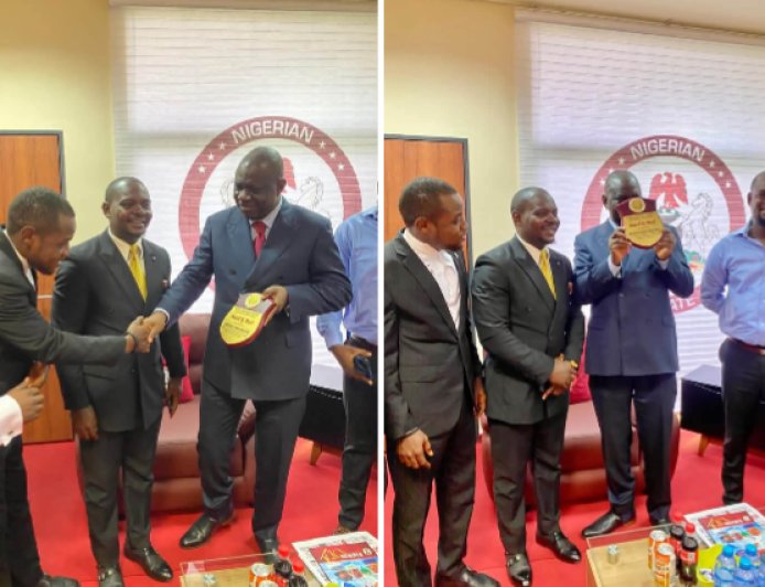 Law School Students Honour Eteng for Education Support