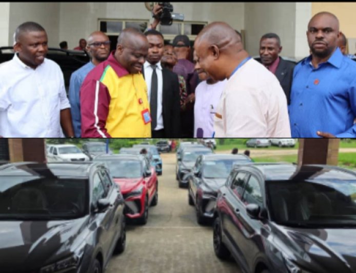 UNIUYO VC HANDS OVER TEN NEW OFFICIAL VEHICLES TO MGT. STAFF, OTHERS