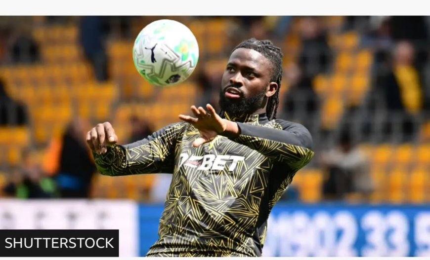 Football: Wolves Nigeria striker Arokodare joins Ajax on loan