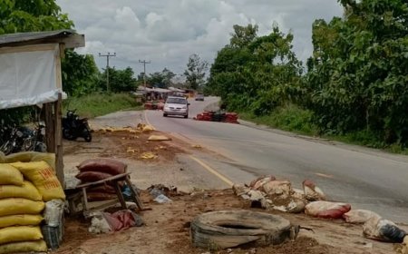 PRESS STATEMENT OFFICIAL CLARIFICATION ON REPORT OF DEPUTY GOVERNOR'S ALLEGED AUTO CRASH