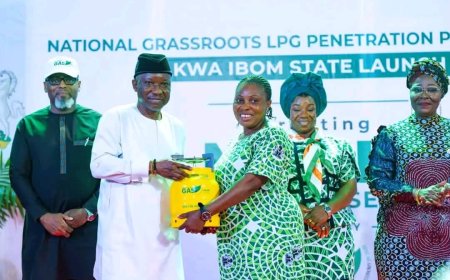 CLEAN ENERGY: Ekperikpe Ekpo Empowers 3,000 Akwa Ibom Women, Distributes 27,000 LPG Cylinders