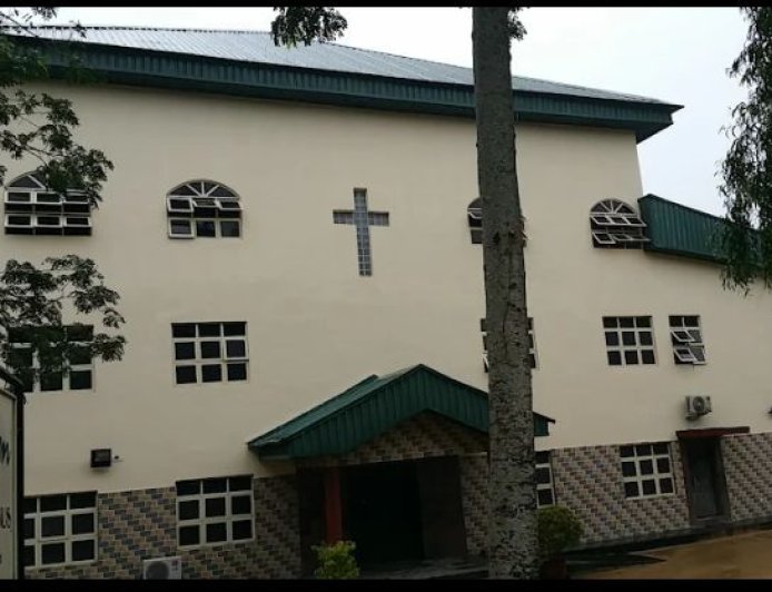 DCP Godwin Etim Shuts Down UNICAL Chapel Amid Rowdy Session, Fears of Bloodshed