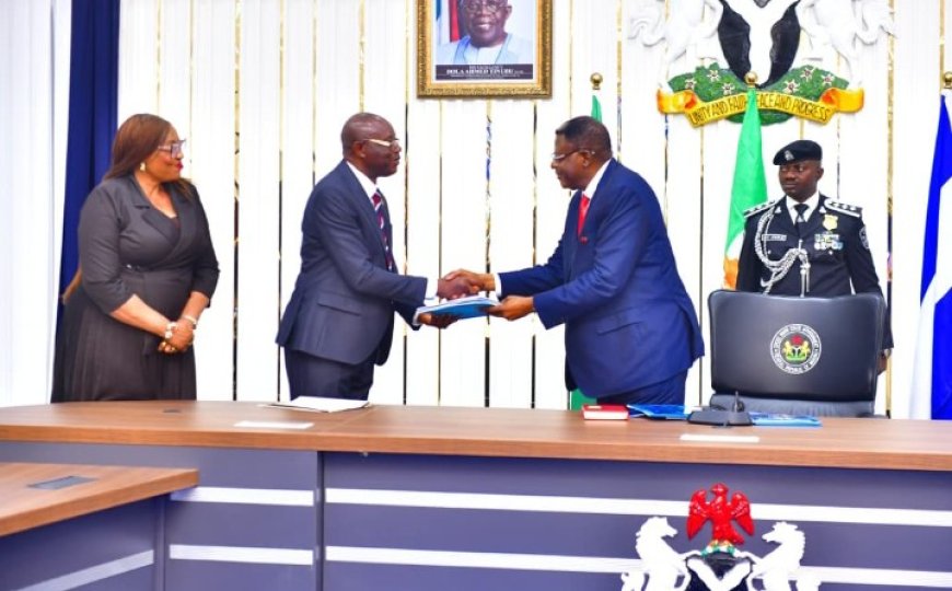 Otu Receives UNICROSS Technical Committee Report, Reaffirms Commitment to Staff, Students