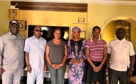 Gov. Otu Condoles Family of Late Veteran Journalist Anietie Akpan