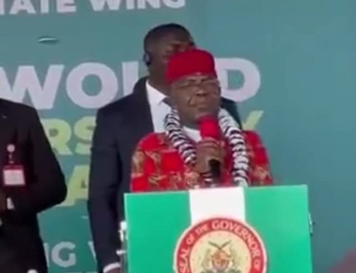 Gov Otti Gifts Abia Teachers N1 Billion, Orders Recall Of Teachers Below 65