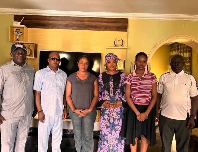 Gov. Otu Condoles Family of Late Veteran Journalist Anietie Akpan