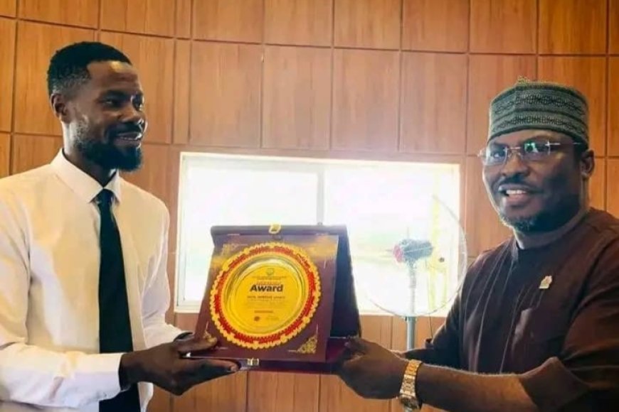 Ini Chairman Announces Bursary For Students, Reaffirms Commitment to Education