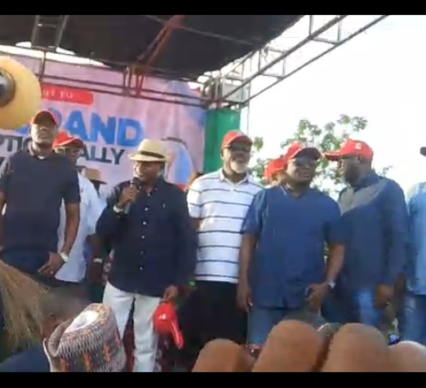 Ex-C’River PDP Chairman Ikem Defects to APC, Vows to Promote Otu’s Projects